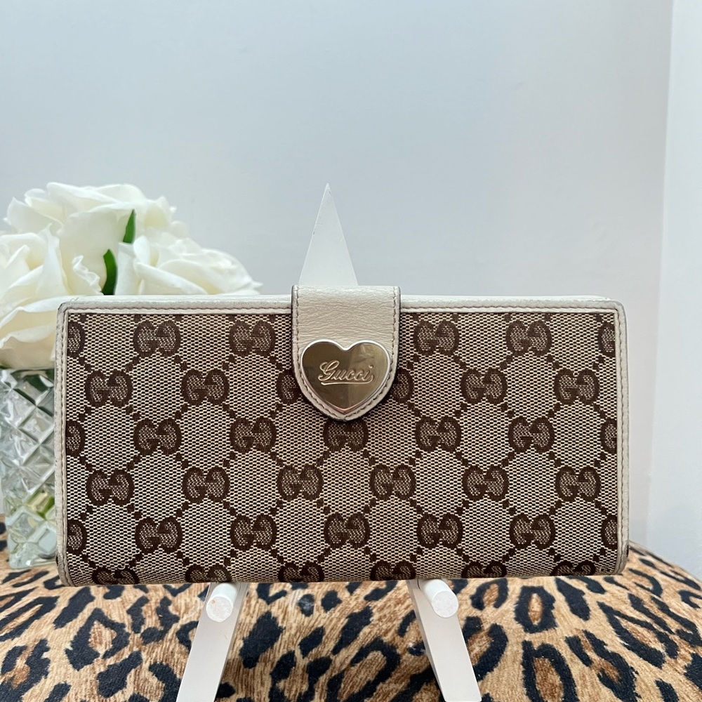 Gucci Canvas Heart Clasp Wallet